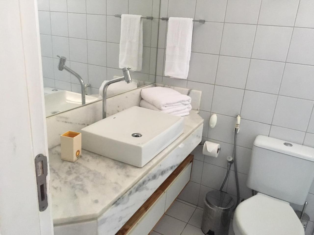 Apartamento 01 Enseada Praia Do Forte Exteriör bild